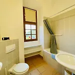 - Au Vieux Palais Aparthotel 3*