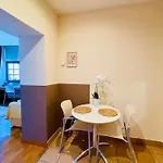 - Au Vieux Palais 3*