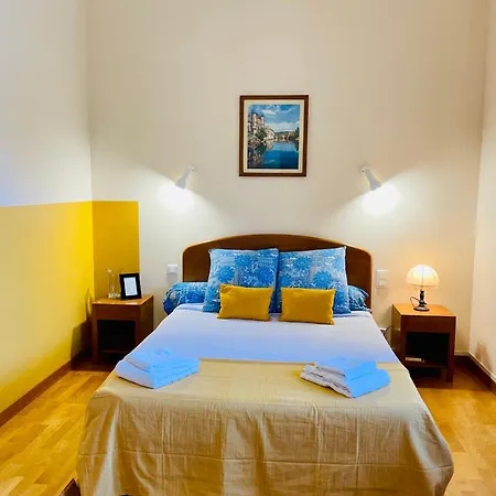 - Au Vieux Palais Apartahotel 3*