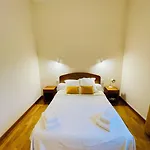- Au Vieux Palais 3*