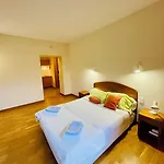 - Au Vieux Palais 3*