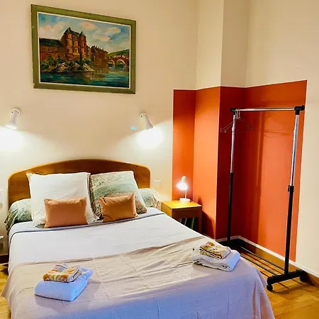 - Au Vieux Palais Апарт-отель Эспальон