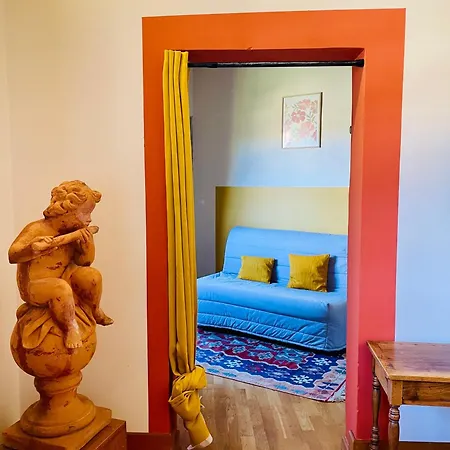 - Au Vieux Palais Апарт-отель