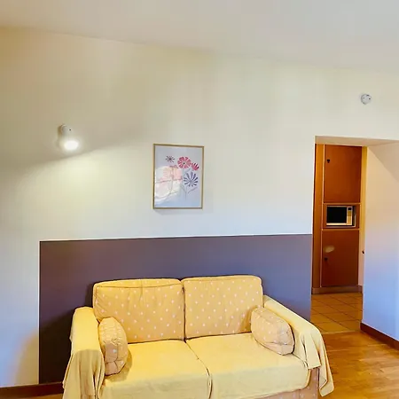 Апарт-отель - Au Vieux Palais Эспальон