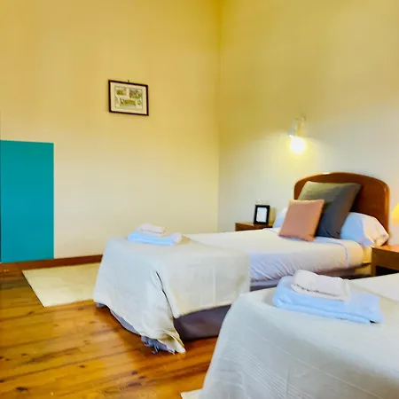 - Au Vieux Palais Aparthotel *