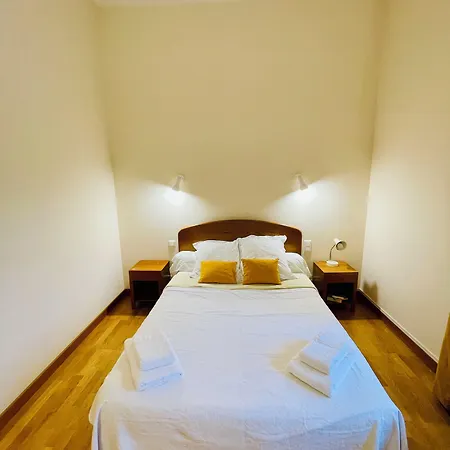 - Au Vieux Palais 3*