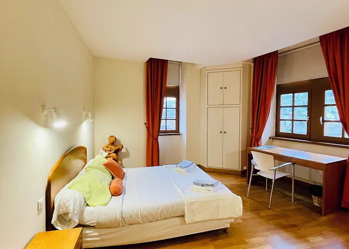 - Au Vieux Palais Espalion